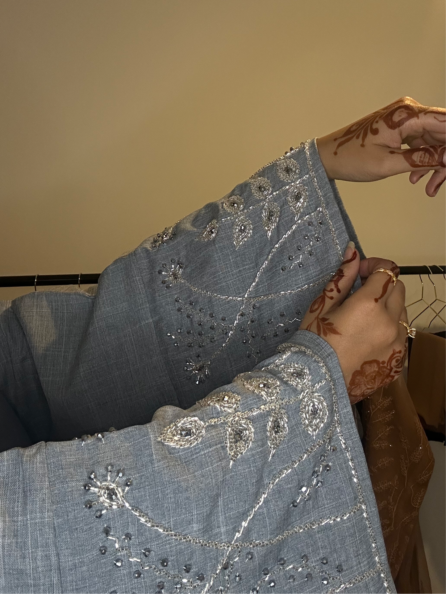 Ruha Linen Abaya