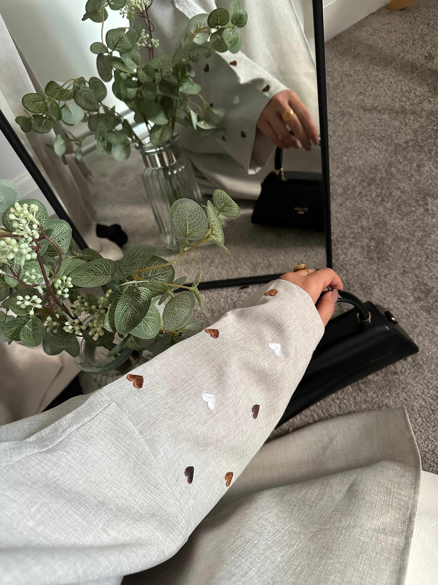 Open Linen Heart Abaya