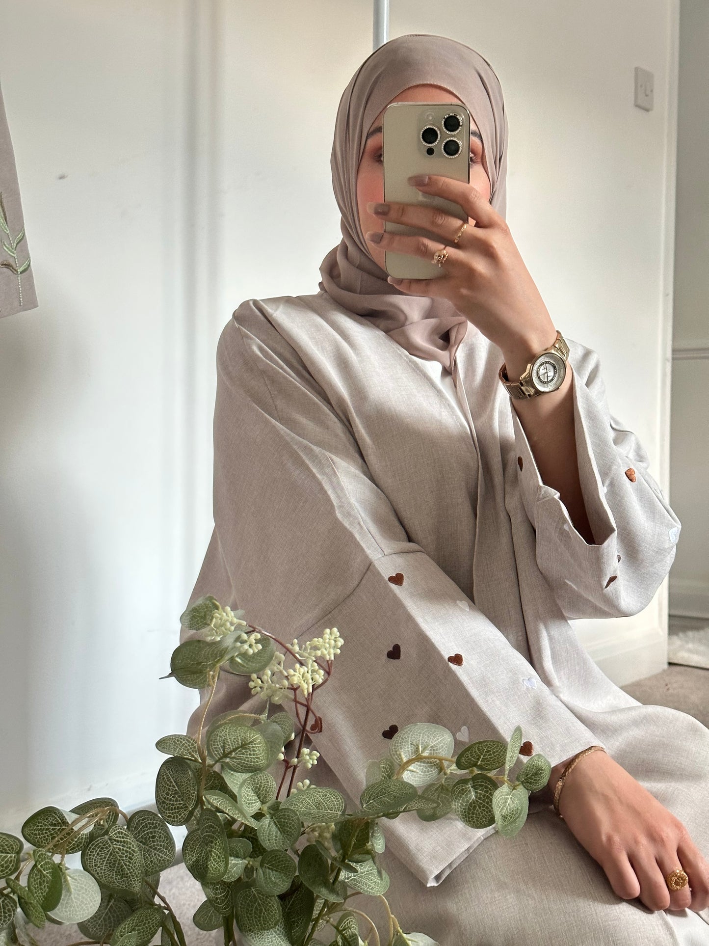 Open Linen Heart Abaya