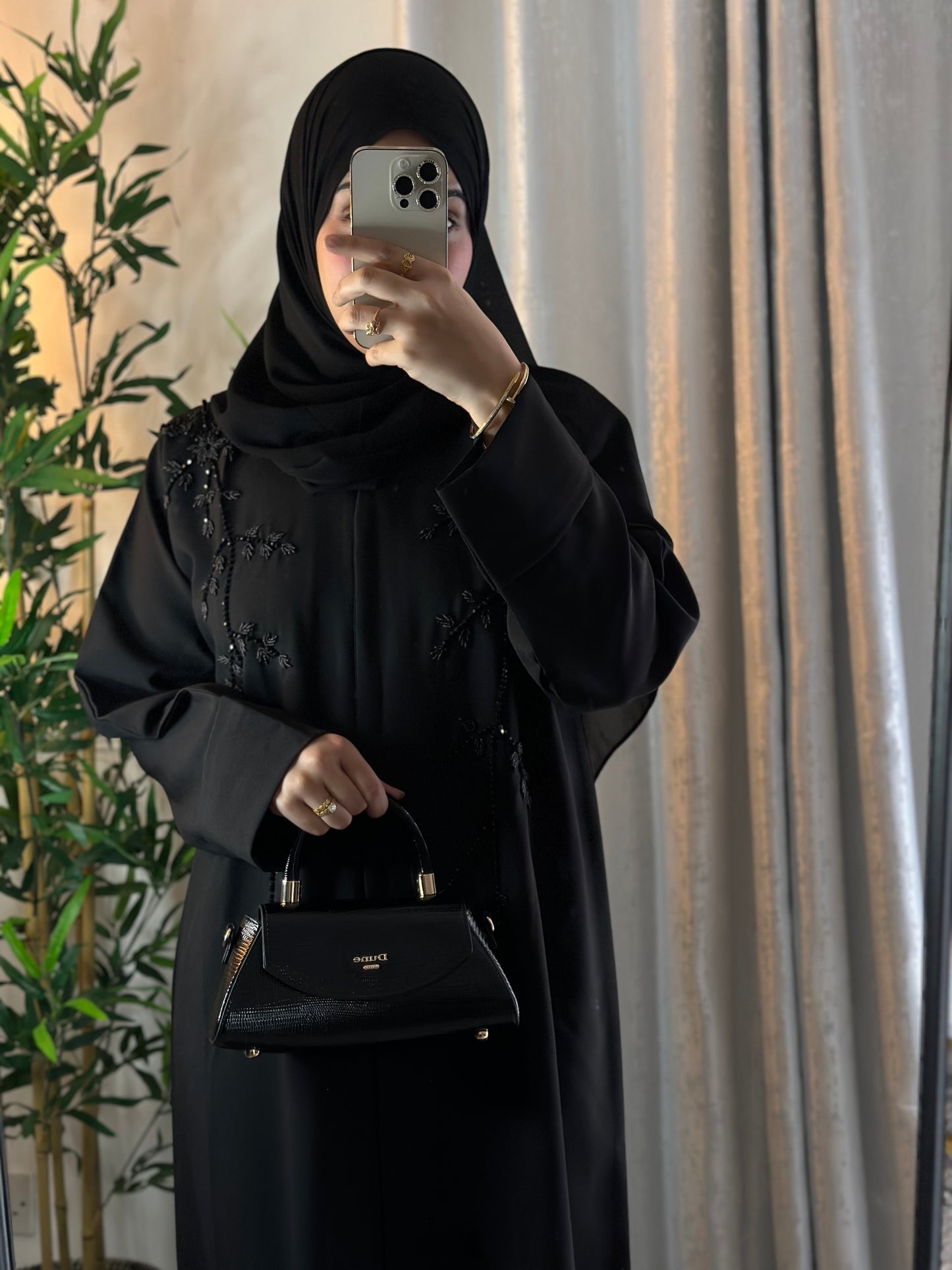 Linen Embelished Buttoned Abaya